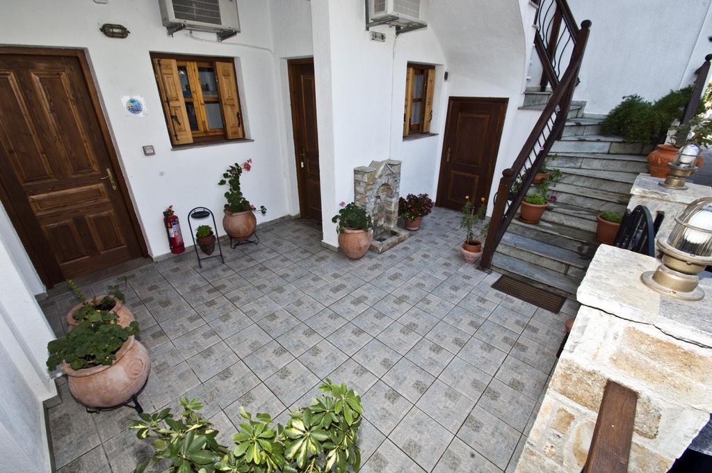 Athina Apartments Нео-Клима Экстерьер фото